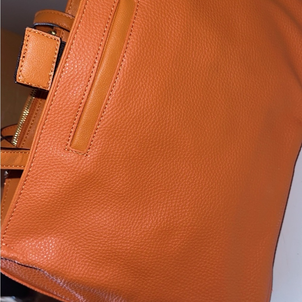 Tutilo New York Orange Leather Tote Bag - Picture 3 of 4
